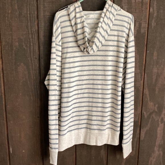 Zip up hoodie - Picture 2 of 5